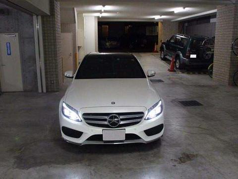 32万的售价就有S级的内饰，动力配置增强，宝马3系哭了