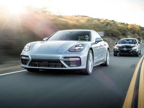 2017保时捷Panamera Turbo 是不是四门的911！