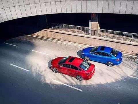 长安凶猛出兵, 逸动家族5.49万起怒怼帝豪, 不让吉利独霸