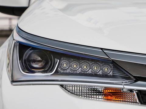 家用车选它不后悔，皮厚省油颜值高，全球用户超4000万！