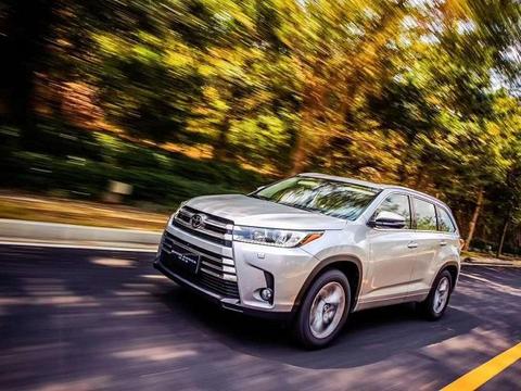 唯一不被吐槽的日系SUV, 为夺市场又推新车, 2.0T油耗仅8.2L