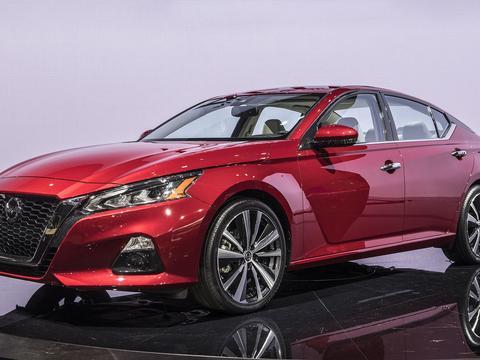 “移动大沙发”姗姗来迟，这次雅阁、凯美瑞可能要彻夜难眠！