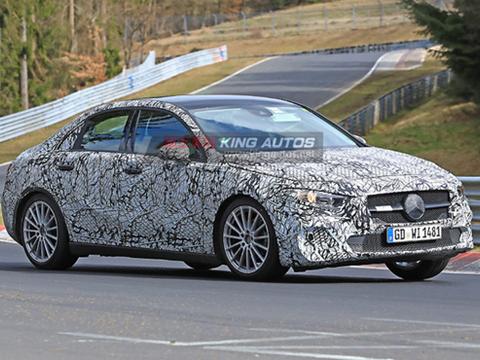 奔驰A级 Sedan 现身纽伯格林赛道！