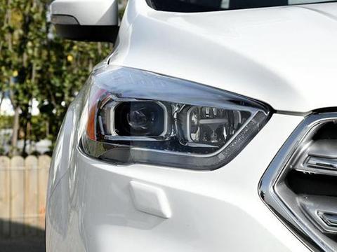 标配ESP和7气囊，动力比途观强劲，最快7.1秒破百！