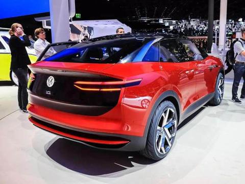 大众首款力克宝马X6的溜背SUV上市，不烧油的88万豪车你买吗？