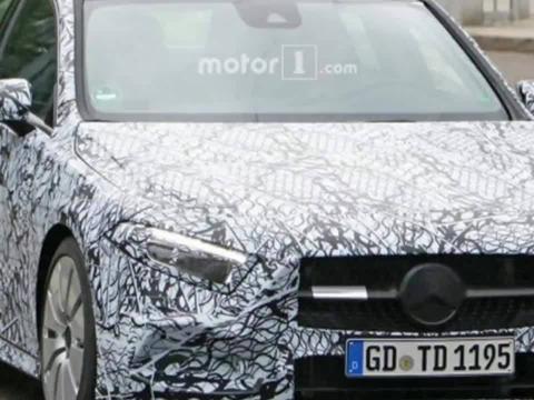 奔驰A级AMG谍照曝光 搭载2.0T发动机