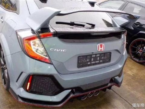 天津一男子花70万买日系车，看到车标时，网友：这才是思域大哥！