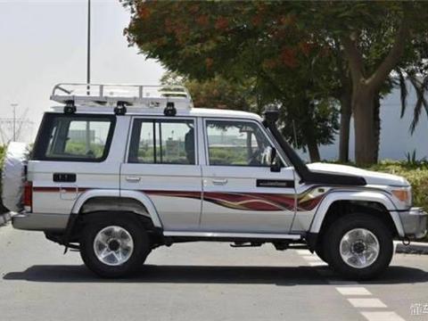 越野情怀纯机械结构开不坏的LC76 男人的专属！