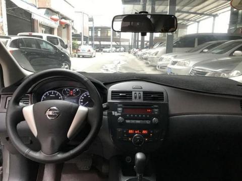 新车上路15万，现在9万6，一键启动无匙进入，车主纳闷为何没人要