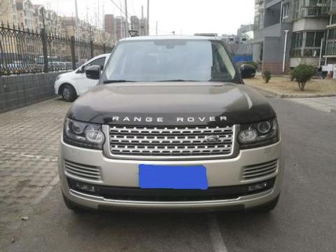 开287万元的路虎揽胜春节走亲戚，朋友打开车门时却不由笑了