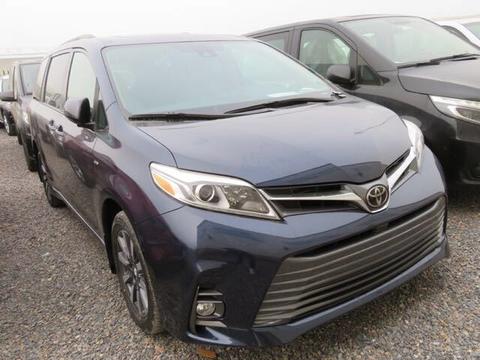 18款丰田塞纳“整形记”对比17款有什么不同