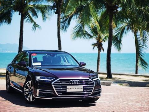 全新奥迪A8彰显异样的豪华，网友：依旧买不起