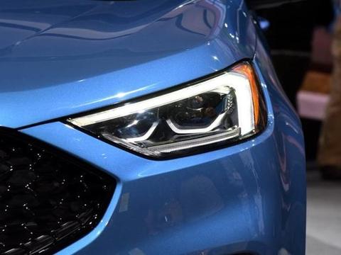 新车的运动感可以大幅度的提升，甚至超过了丰田汉兰达和奥迪Q5