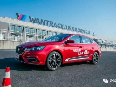 不走寻常路！三大星座选同一款车居然看中的是…