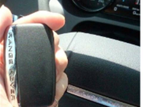 实拍：江苏一辆120万路虎揽胜，高速上一个行为，引网友众怒！