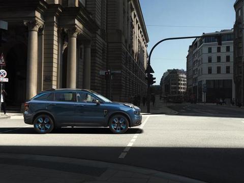 C-NCAP碰撞五星成绩出炉，奔驰错失第一，竟然杀出这匹黑马