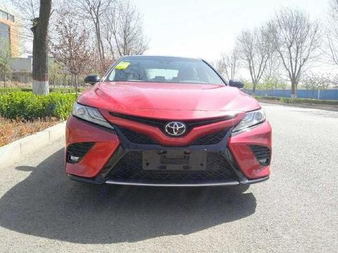 英姿飒爽 谁与争锋！我的全新凯美瑞