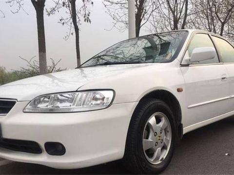 浙江一男子为了信仰，花2万买30万公里的日系车，车龄长达16年！