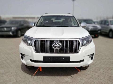 2018款霸道2.7排量比17款外形高在哪里