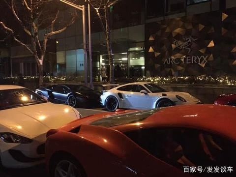 上海这家顶级夜店每晚车满为患，开奔驰宝马都不好意思来这找乐子