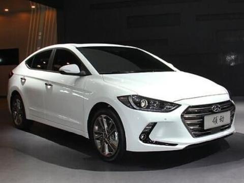 这车为夺市场再降3万，配自动挡仅售9万，网友：后悔买思域了