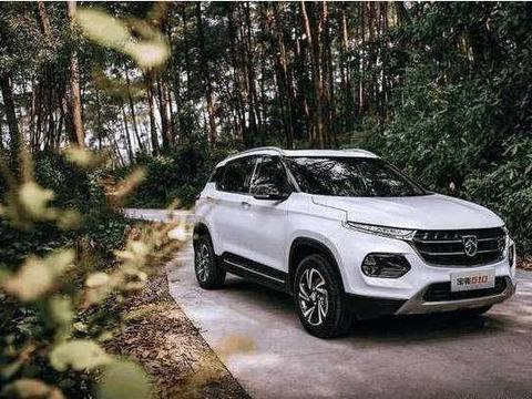 这辆国产车顶配才7万, 月销量已破3万, 性价比极高!