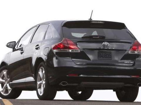 丰田新推出7人座, 动力十足且价格连X6一半都不到