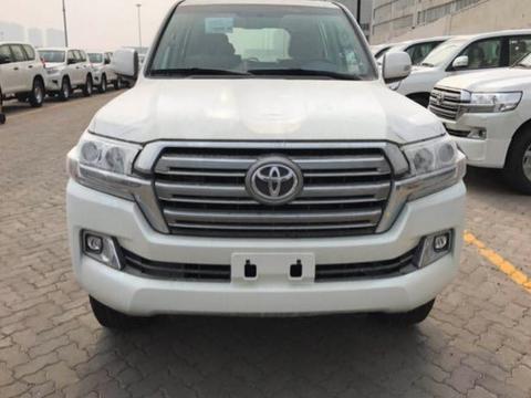 丰田酷路泽4600报价 现车降售近期购太划算