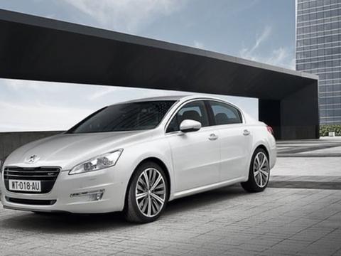 第一次被法系车吸引，颜值高端内饰奢华，你们觉得如何