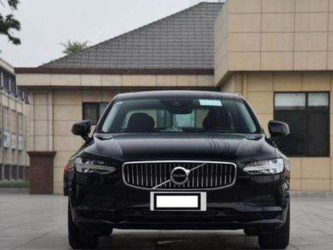 买宝马5系不如买它，低调的奢华，2.0T配8AT，关键是还便宜10万