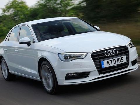 奥迪这款车20万能落地，加95号油，百公里油耗5.7L