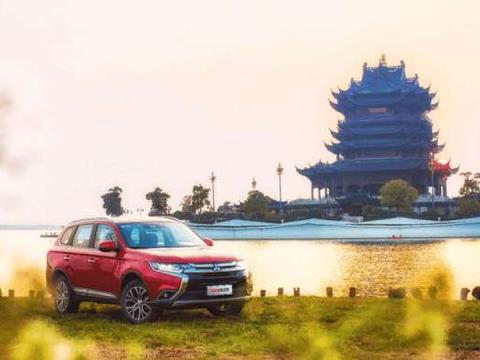 向美好的生活出发, 5.20约上她去一起旅游吧