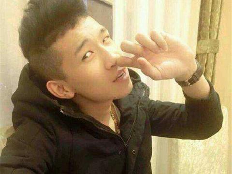 天佑的“小弟”，曾坐拥奥迪宝马，因违规被封杀，今成过气网红！