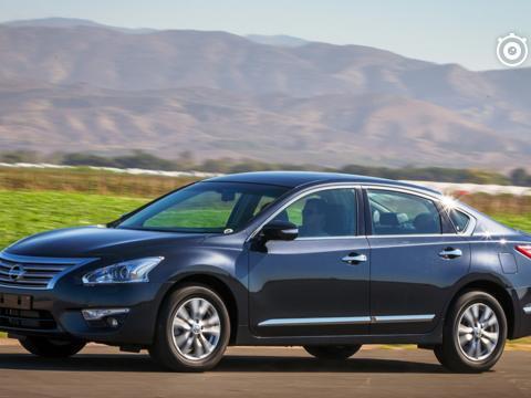 19款天籁来了，外观内饰大改款，标配2.0T引擎