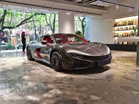 终于等到你，这款挂着蜻蜓车标的国产百万级跑车即将上市