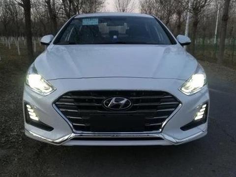 又一B级车倒下了！昔日卖26万让迈腾凯美瑞绝望，如今仅14万