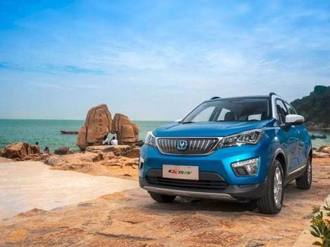 买电动SUV还是燃油SUV！CS15EV、传祺GE3和哈弗H6选谁？