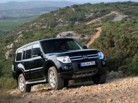 升级的了帕杰罗怎么样,还是不是我们心目中硬汉越野?!