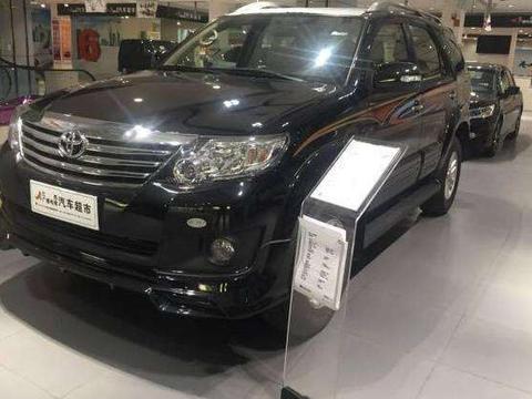 普拉多同款发动机, 纯进口“硬汉”卖25万, 普拉多车主肠子已悔青