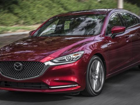 马自达6帅气来袭，运动的车身怎么能不让人喜欢，17万售价必火