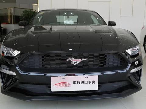 18款福特野马到店，475牛米＋10AT变速箱，网友：实力吊打科迈罗