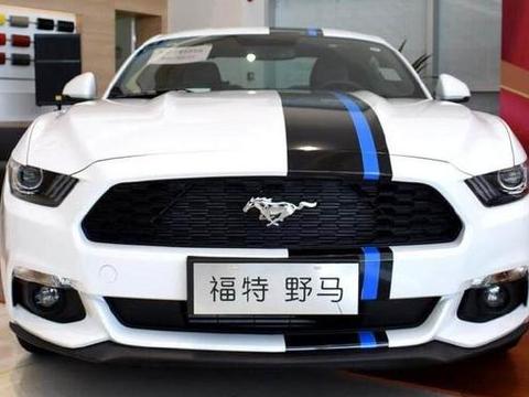 全系标配一键烧胎功能，这款低价位跑车