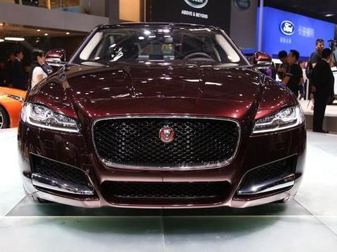 捷豹XFL一经出现绝对可以成为马路上的一道风景线