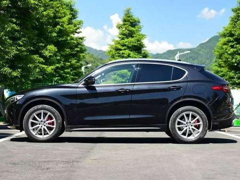 这款SUV颜值吊打奥迪Q5, 全系2.0T四驱,宝马X5在它面前都没脾气