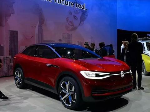 大众家族也不甘于落后，这款纯电力驱动SUV，名为大众I.D.Cross
