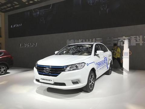 EV晨报 | 特斯拉公布上海建厂计划