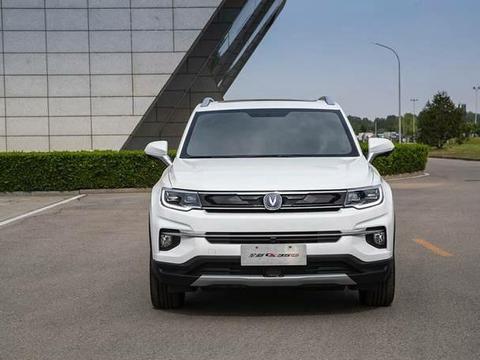 长安CS35实车已经到店，不足7万比路虎还漂亮，宝骏510都慌了