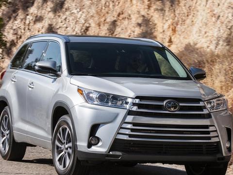 新款都雷克萨斯上市了，卖20万，心动了吗？汉兰达又该哭了！