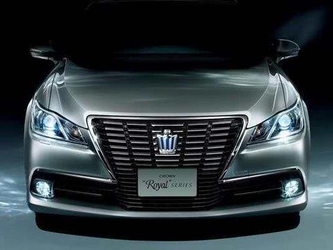 锐志的“弟弟”即将上市, 2.0T, 车友: 丑出新高度 ​！