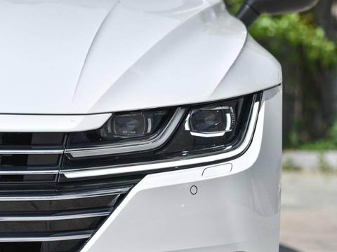 大众新款颜值直超奔驰，无框车门，后备箱掀起和奥迪A7一样